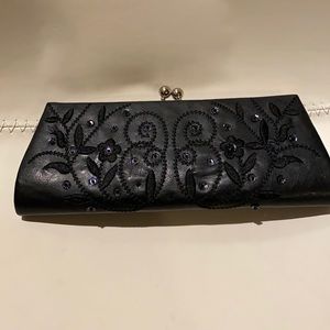 Buoux Terner black clutch and crossbody
